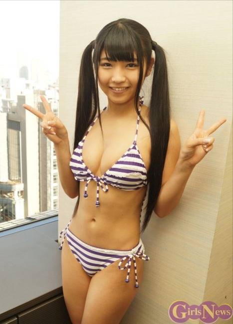 永井里菜（21）のY字バランスがエロい画像まとめ　ソフマップ 11