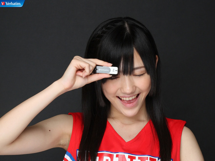 腋の汚いアイドルに興奮するんだけど画像ください 3