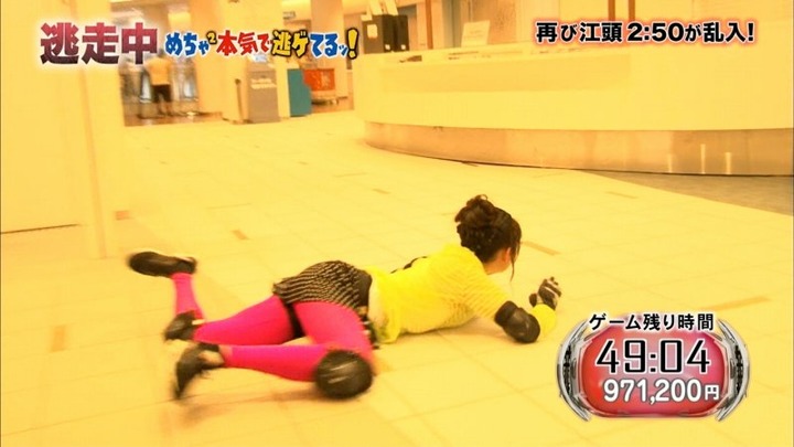 おのののかは逃走してる姿もエロい 5