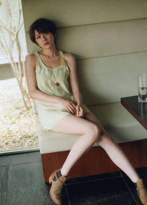 長澤まさみが脇と背中が丸見えなドレスを着て日本アカデミー賞に出演 13