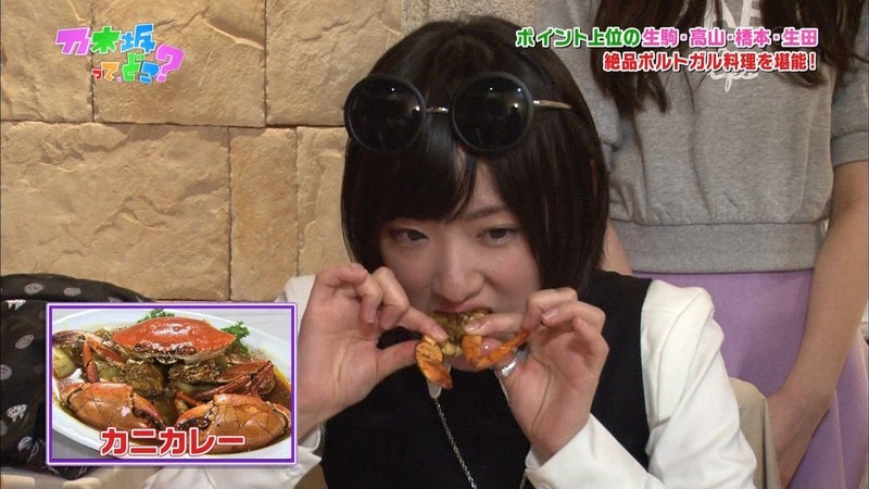 フェラをするようにモノを食べるアイドル達の顔がエロい 11