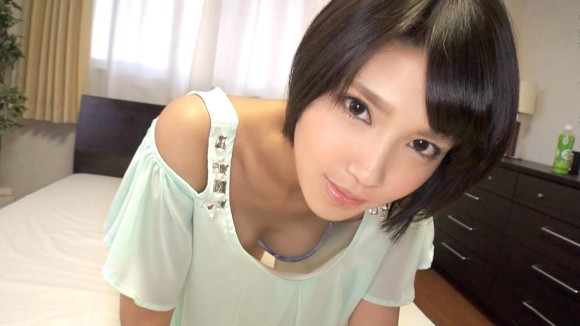 ショートカットの素人美少女をパコパコしまくってるハメ撮りエロ画像 8