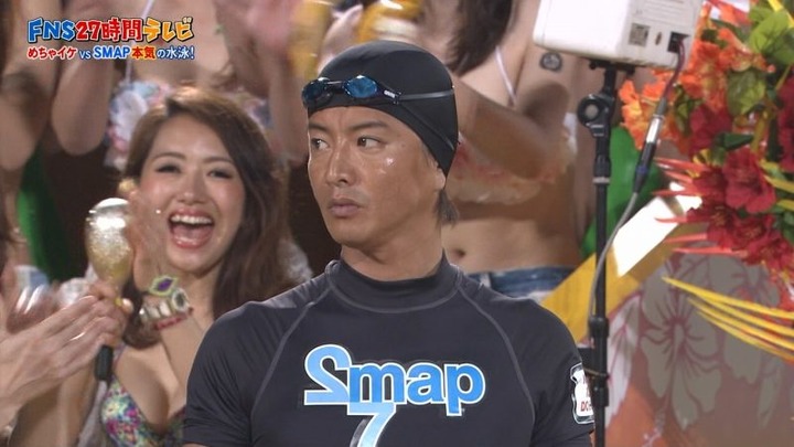 27時間テレビ　観客の水着ギャルがエロい画像 12