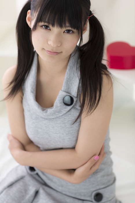 丸顔が可愛い星名美津記のエロ画像40枚 3