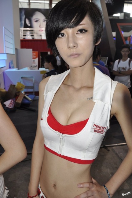 台湾キャンギャルのコスプレがエロい画像30枚 18