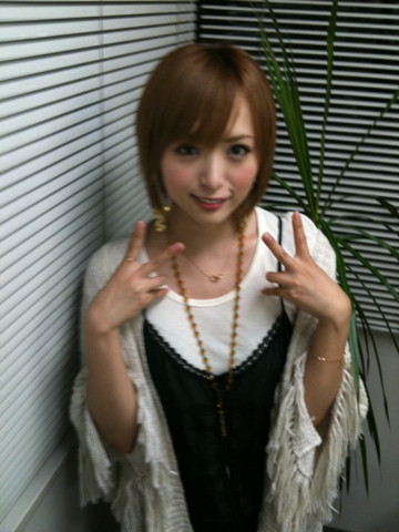 AV女優が服着てる画像まとめ 23