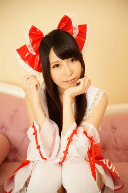 OLパンチラがエロい有村千佳ちゃんの画像まとめ 48