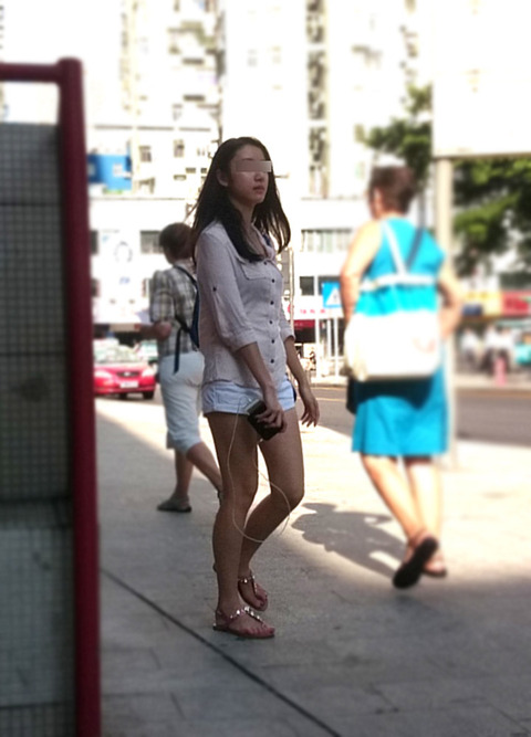 観光で来てる中国人の生足がなかなかエロいｗｗｗｗｗｗ（素人盗撮エロ画像あり） 6