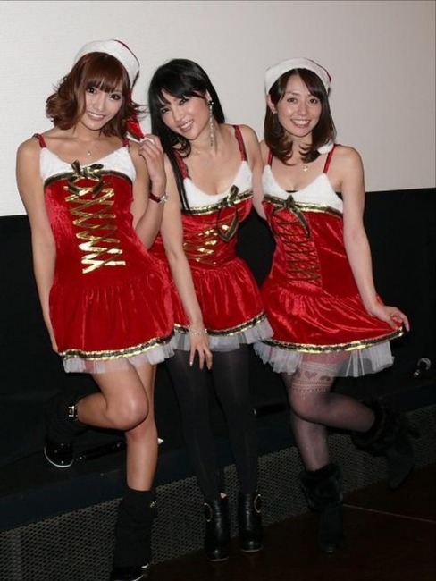 明日花キララ・森下悠里のコスプレや下着がエロいグラビア画像まとめ 12