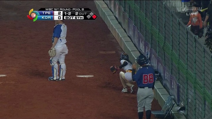 【画像・動画あり】ベイスのチアが物凄くエロい 25