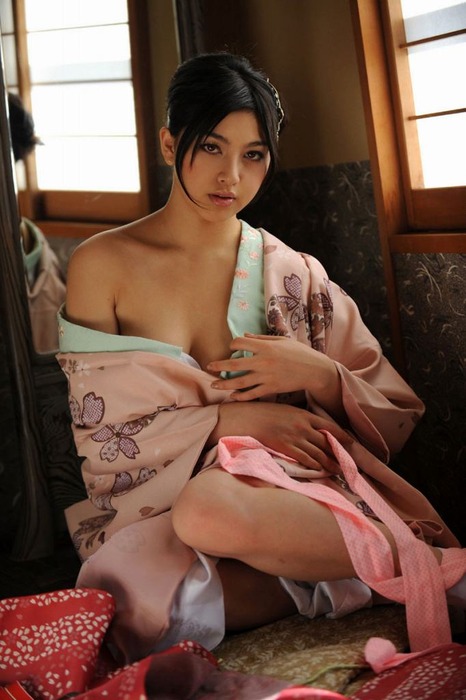 和服、着物を着てる女の子とセックスしたくなるエロ画像 21