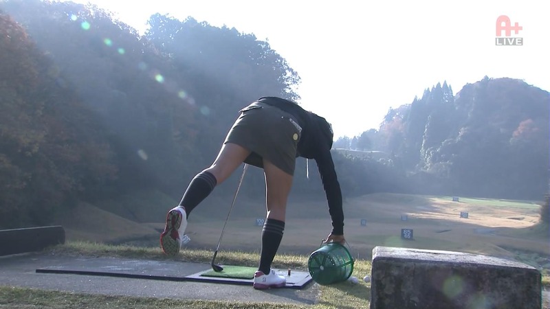 女子ゴルファーイ・ボミのパンツが見えそう 26