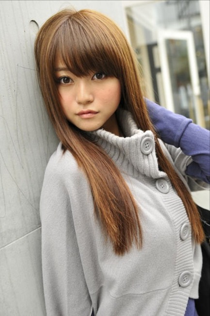 一緒に街中でデートしたくなる美女のエロ画像 8