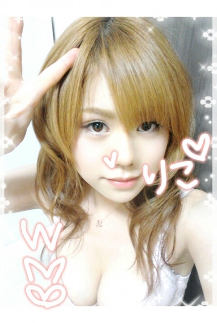 【ビッチ限定】好きな男にガンガンエロ写メ自撮り送る素人娘ヤバイだろｗｗｗｗｗ 20