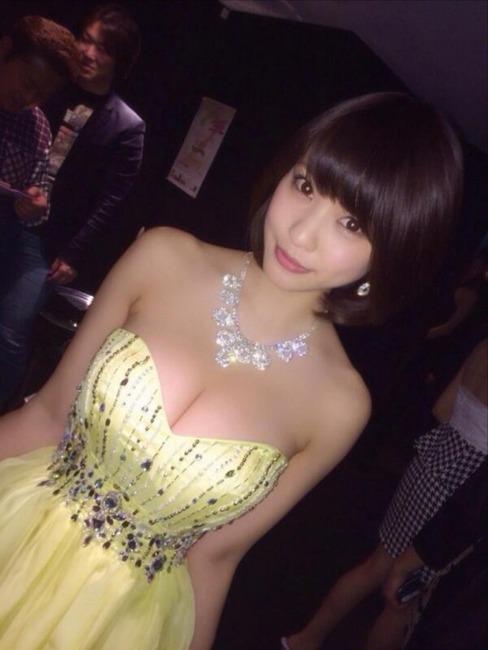 岸明日香　巨乳グラドルの自撮りエロ写メ・画像30枚 16