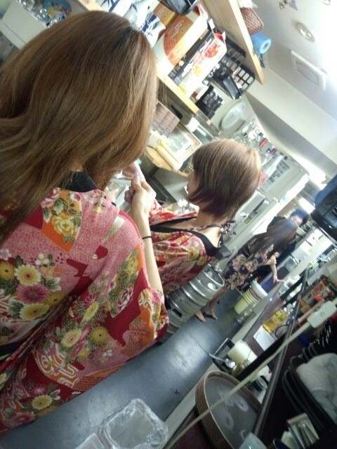 【セクシー居酒屋】清楚からギャル系まで素人店員エロすぎｗｗｗｗｗｗ（画像あり） 12