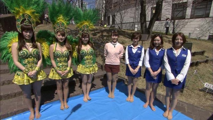ランク王国でサンバガールとOLが花見してるエロ画像 4