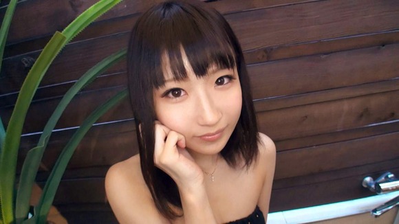 清純そうに見えてヤりマンでパイパンな女の子をハメ撮り 3