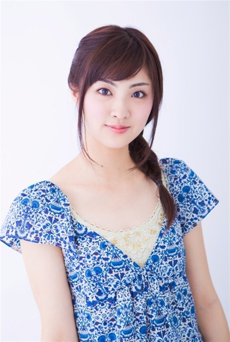 元モデルで女子アナの岩本乃蒼の太ももが綺麗な画像 18