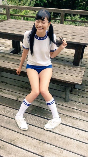小林かれんの水着コスプレが抜けるエロ画像 33