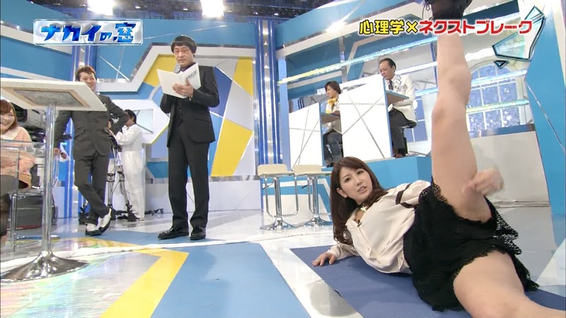 ハイヒールモモコやAV女優が股を開いてるエロ画像 10