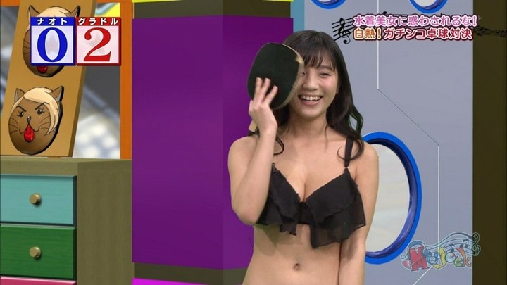葉月あや　グラビアアイドルが水着で卓球してるエロ画像 9