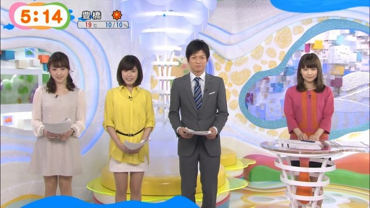 めざましテレビでミニスカの女子アナの太ももがエロい画像30枚 26
