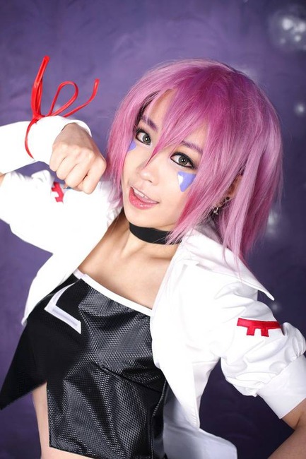 胸の谷間がエロい巨乳コスプレイヤーのエロ画像30枚 6