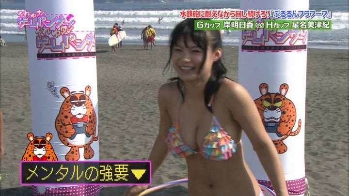 星名美津紀、岸明日香が相撲対決でポロリしてるエロキャプ画像 24