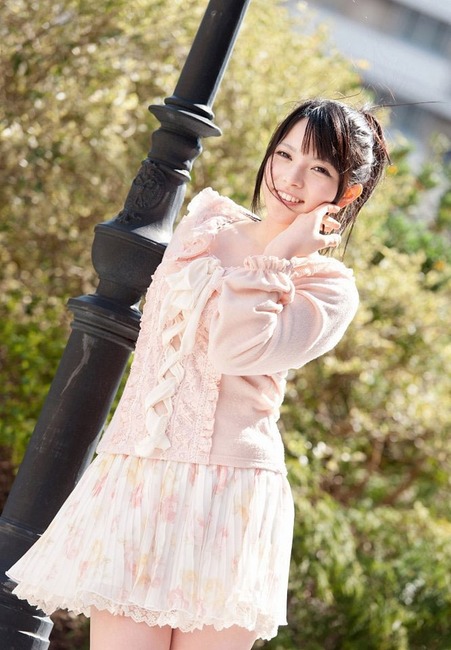 【画像96枚】AV女優の着衣画像がかわいい件 85