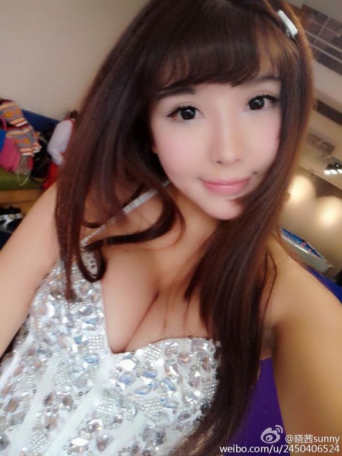 爆乳中国人、晓茜sunnyの自撮り写メ、エロ画像 25
