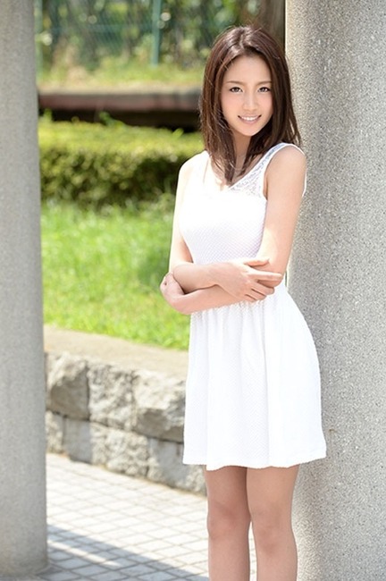 【画像96枚】AV女優の着衣画像がかわいい件 42