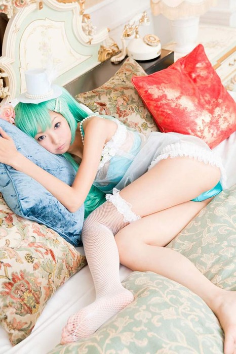 可愛いプロコスプレイヤーの着エロ画像 3