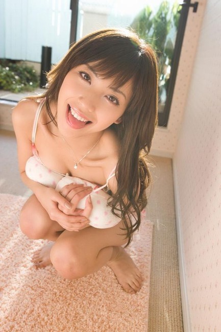 くびれがセクシーなAV女優　横山美雪のエロ画像35枚 8