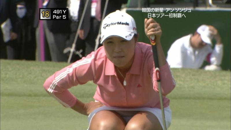 女子プロゴルファーのパンチラキャプ画像 4