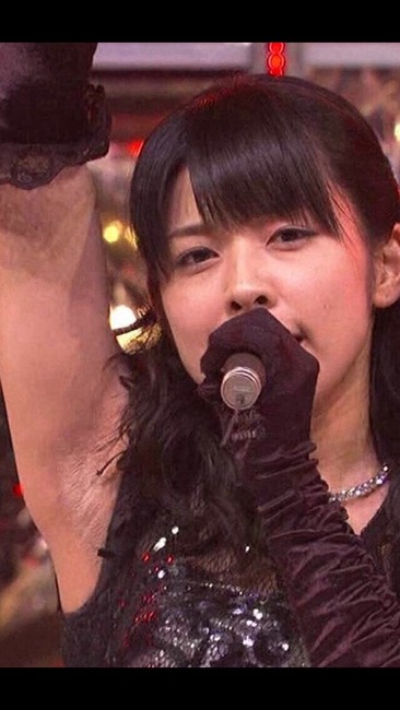 腋の汚いアイドルに興奮するんだけど画像ください 5