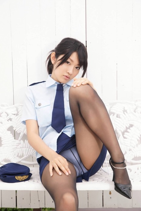 パンストからパンツ見えてるお姉さんのエロ画像 21