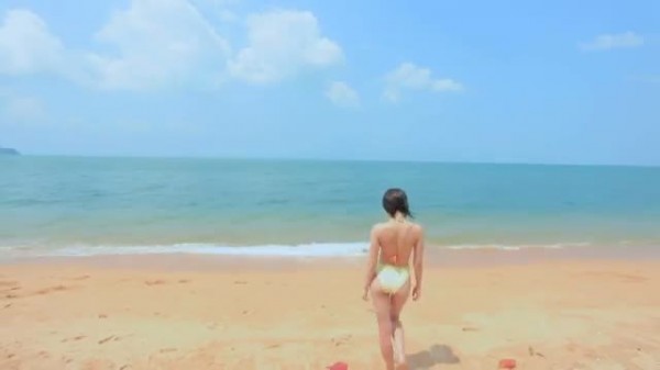 高野人母美の乳首がもう少しで見えそう 21