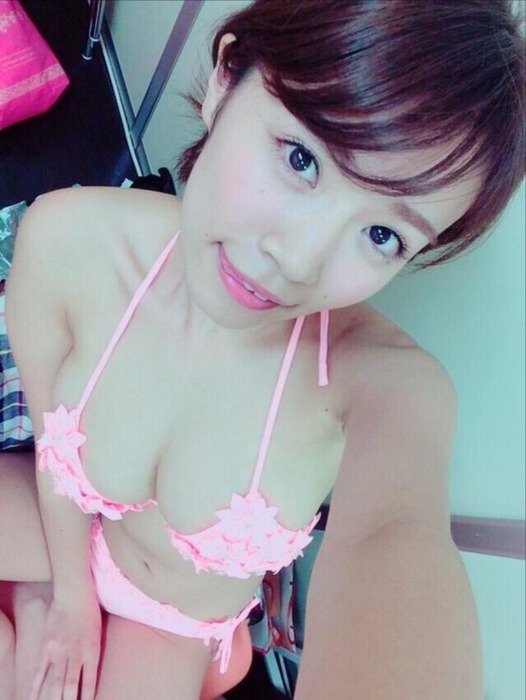 菜乃花 グラビアアイドルの甘えん坊ポーズが可愛い 23