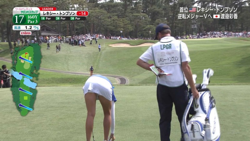 しゃがみパンチラしてる女子プロゴルフ 19