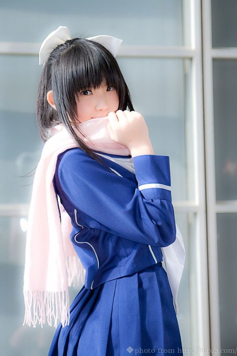 可愛いプロコスプレイヤーの着エロ画像 27