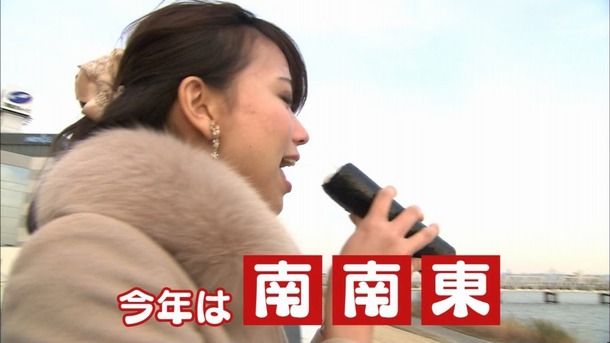 斎藤真美 女子アナが恵方巻きを食べてる姿がエロい画像 4