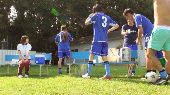 鈴村あいりがサッカー部のマネージャーになって犯されてるエロ画像 10