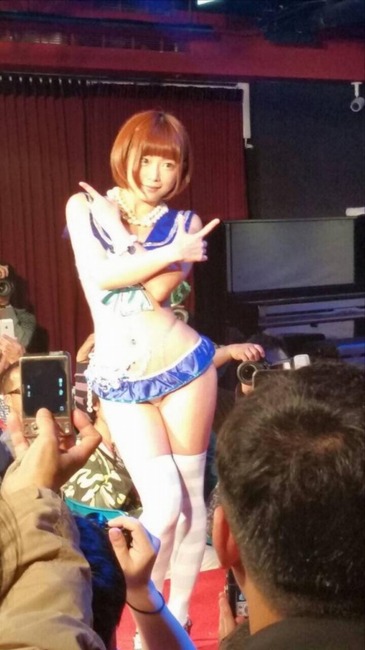 人気AV女優の自撮りエロ写メ・画像 5