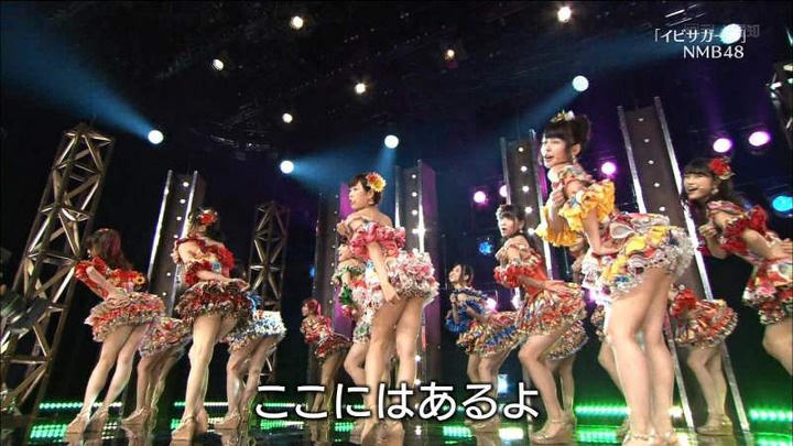 NMB48が超ミニスカ衣装で踊ってるエロ画像30枚　【イビサガール】 2