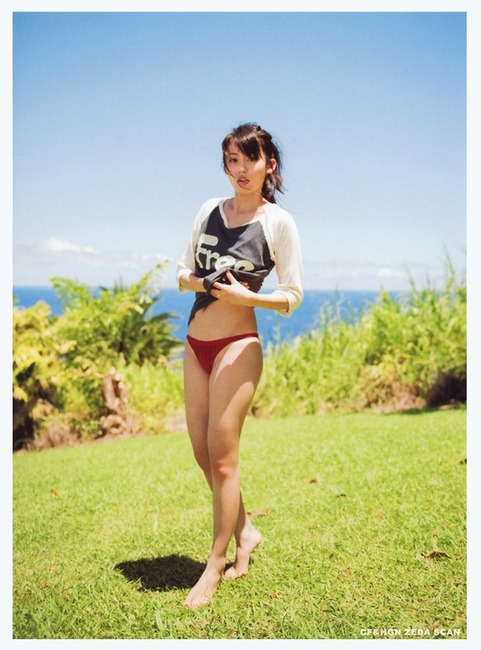 本仮屋ユイカ（もとかりやユイカ）女優の下着や水着姿が抜けるエロ画像 9