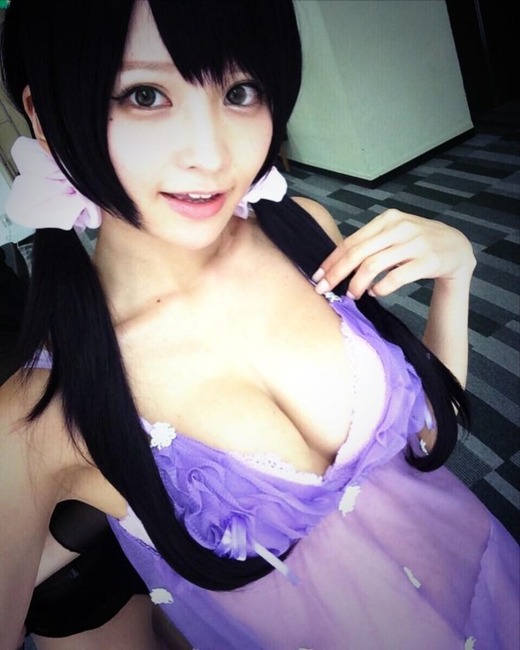 アイドルが自撮りでPRしてるエロ画像まとめ 14