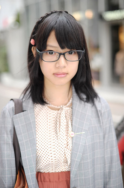 【画像】上唇と下唇を噛んで「はむっ」ってしてるのが女の子の最も可愛い仕草だと思う 3