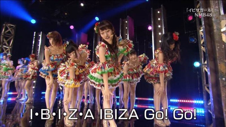 NMB48が超ミニスカ衣装で踊ってるエロ画像30枚　【イビサガール】 18