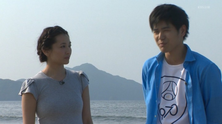 山崎真実　大阪出身グラドルの着衣おっぱい画像 4